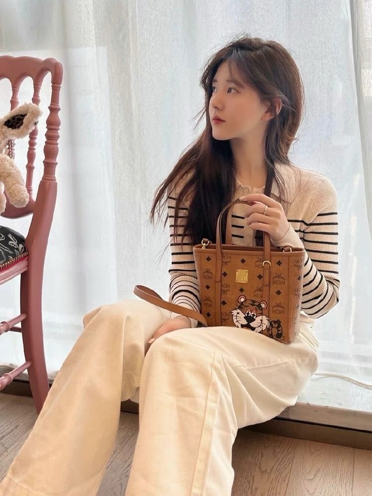 POLO領條紋毛衣女春季復古氣質修身顯瘦打底針織衫洋氣外套上衣秋