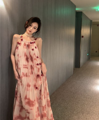 Real shot of designer halter neck sleeveless smudged three-dimensional flower fairy suspender dress for little girls