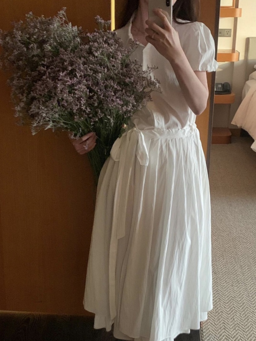 Dongdaemun, South Korea’s most retro-flavored niche one-piece pleated waist shirt dress
