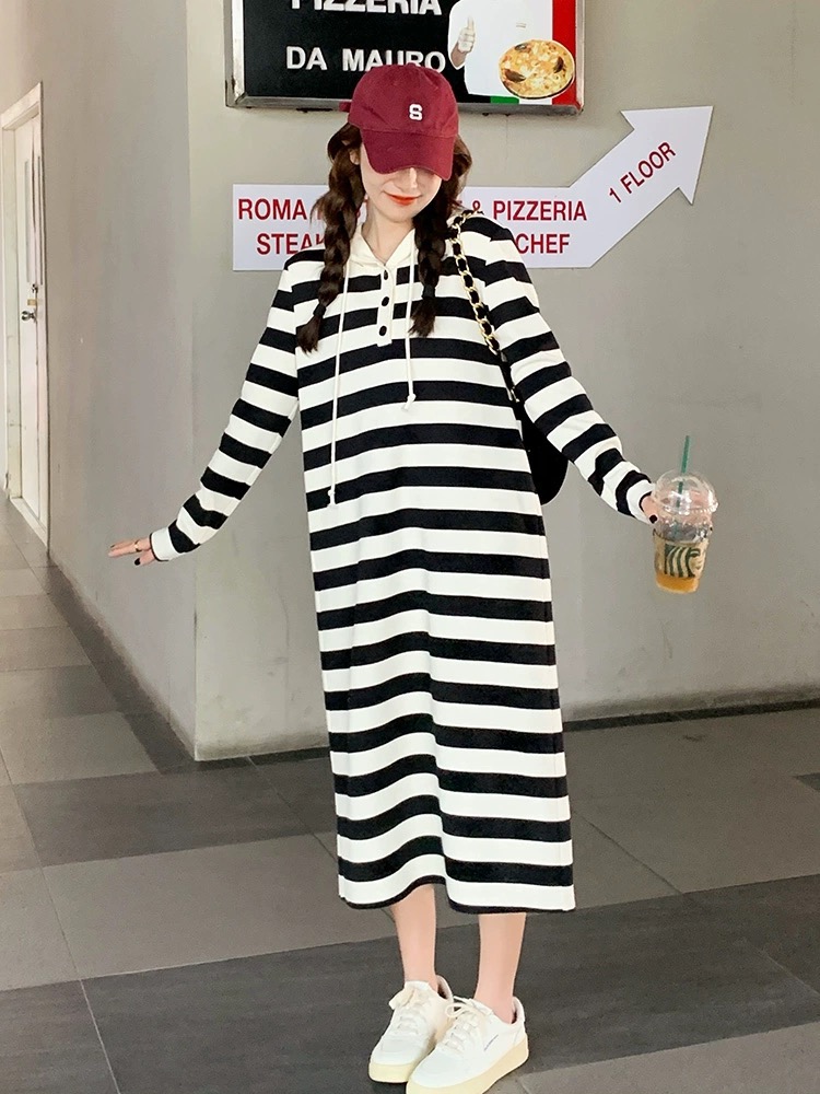 韓版條紋連衣裙女2024春秋新款寬鬆顯瘦學院風連帽中長款衛衣裙潮