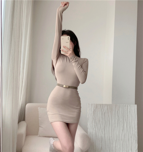 Actual shot of the new hot girl long-sleeved knitted dress, female bottoming skirt, tight-fitting slimming hip skirt