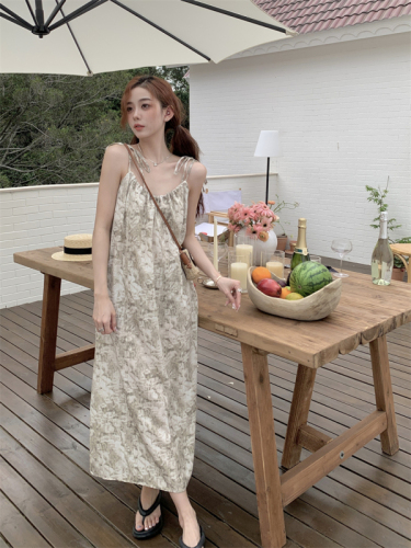 Real shot~French retro seaside resort style floral suspender dress for women in spring and summer for petite people