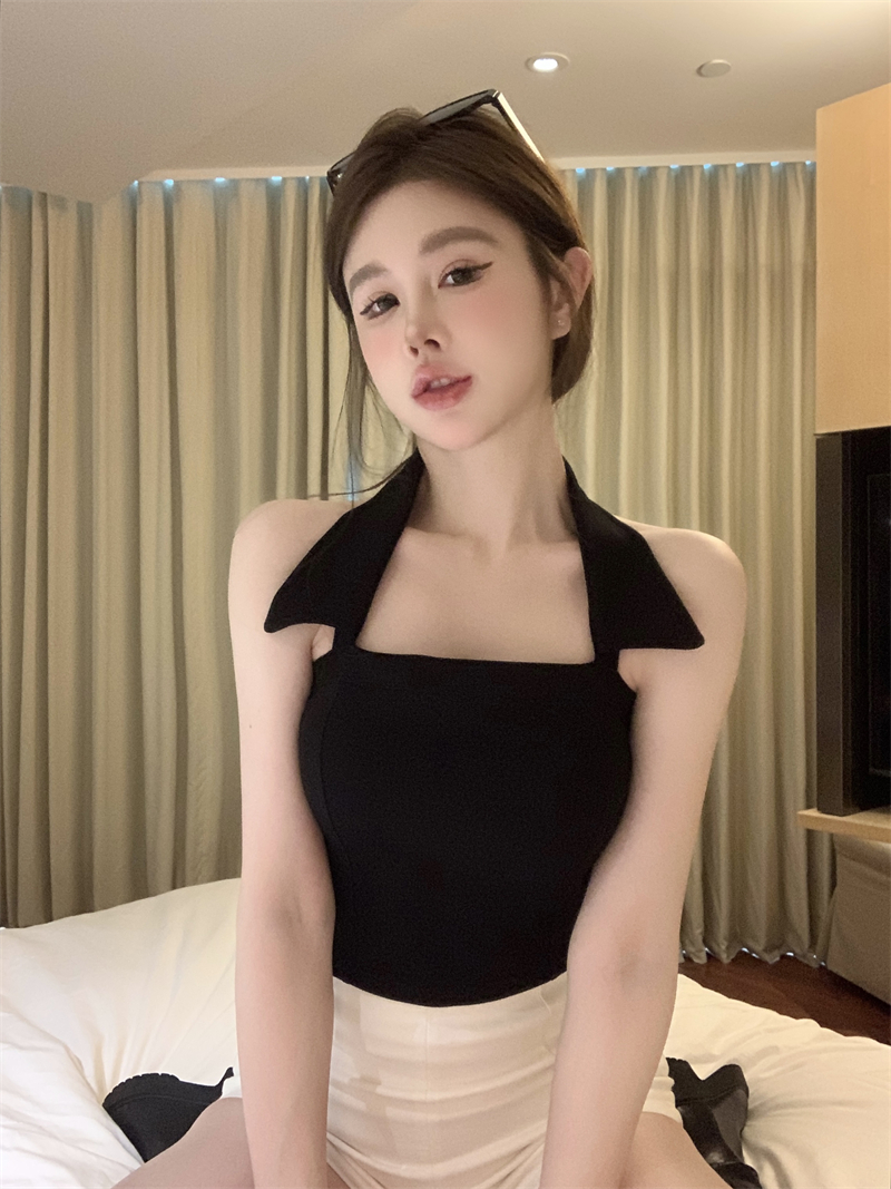 Actual shot ~ lapel tube top, backless strappy halter top, Hong Kong style sexy, sweet and spicy, with breast pads, black