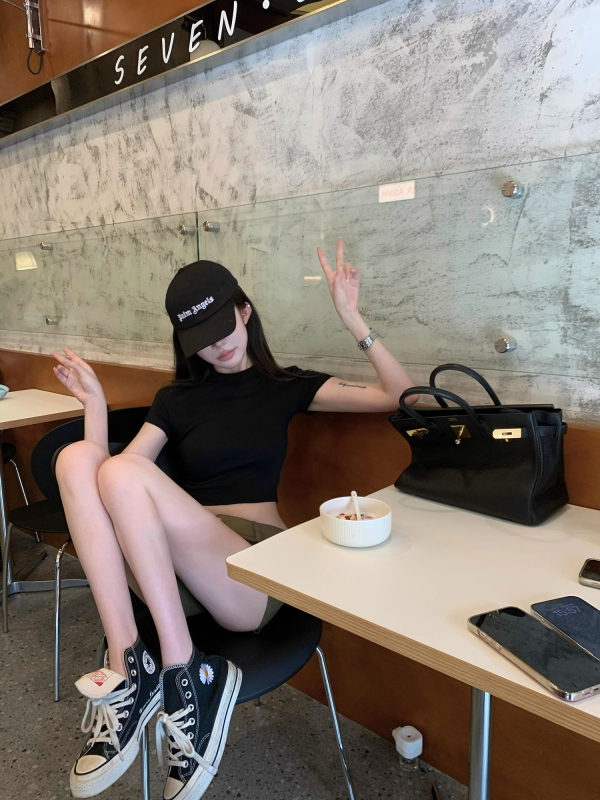 ***百搭公式 基礎百搭打底T恤女新款內搭上衣外穿