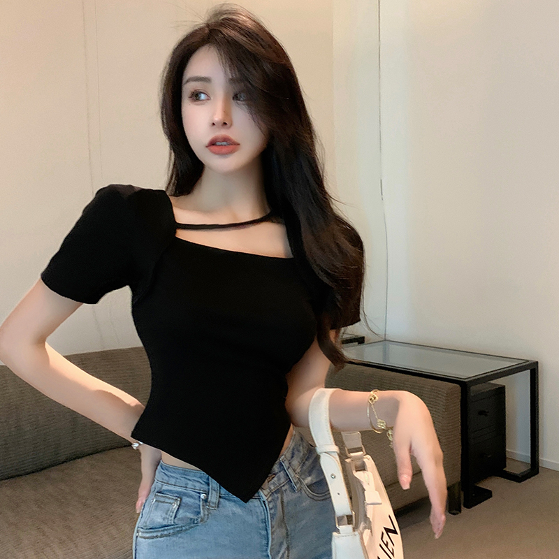 Actual shot of 2024 new summer style square collar irregular short-sleeved T-shirts, modern style short tops, slim and slim bottoming shirts