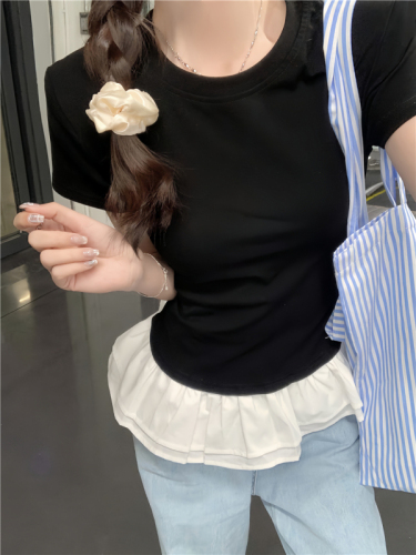 Actual shot of new spring design fluffy skirt with spliced ​​slimming inner top and short-sleeved T-shirt