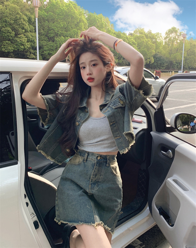 Real shot of retro spliced ​​long-sleeved denim jacket for women + denim skirt suit two-piece set