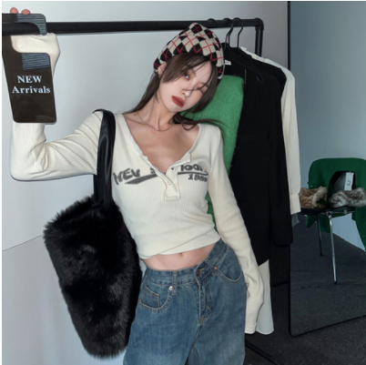 Pure lust hottie sexy ins trendy bottoming shirt women's autumn 2024 new tight-fitting short style long-sleeved top