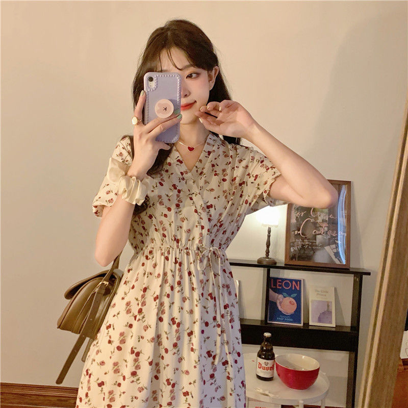 夏季法式女裝碎花連衣裙女學生韓版收腰遮肚中長仙女裙子
