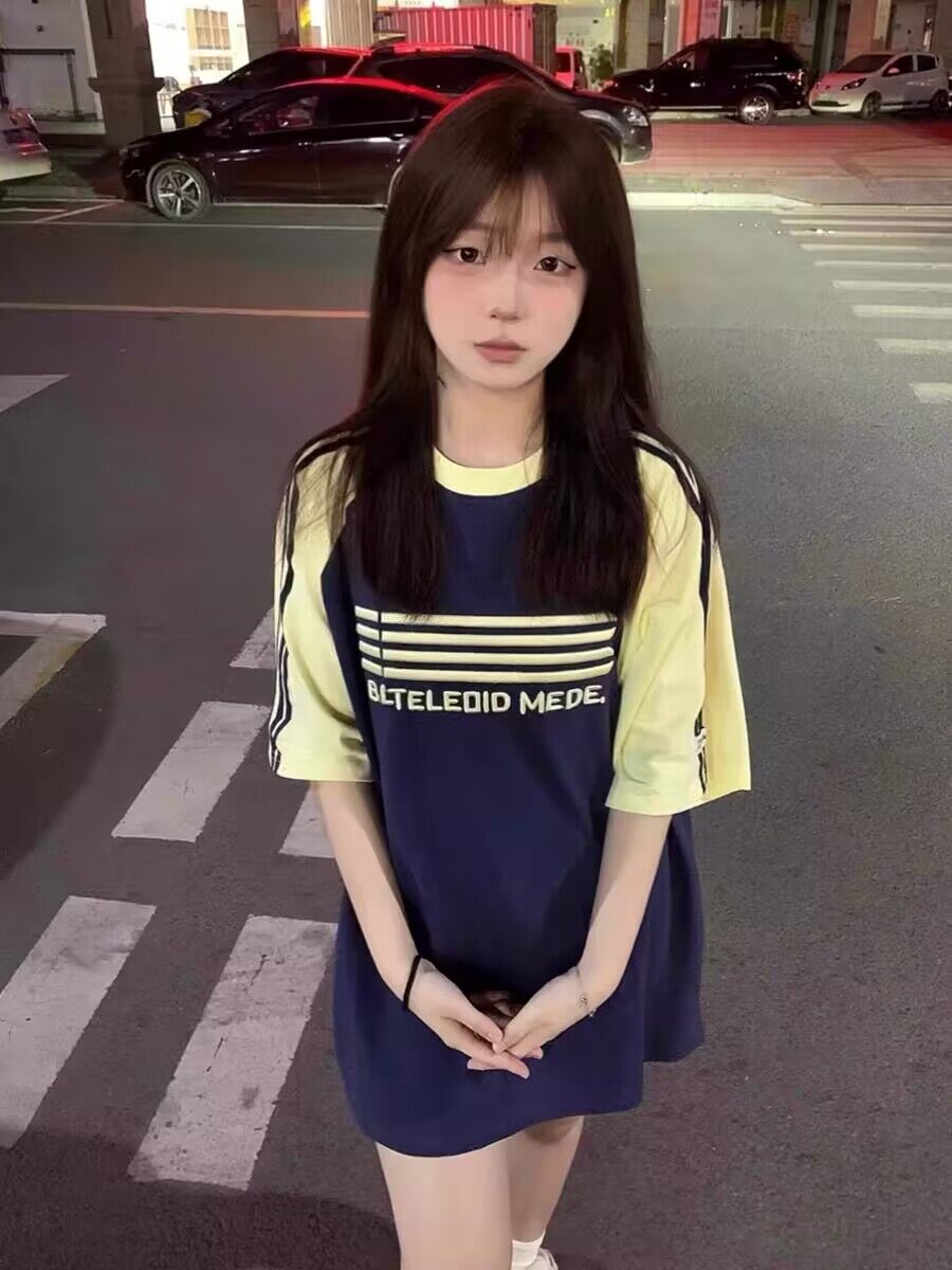 純棉200克21支精梳精密前 印花拼色三條槓落肩短袖t恤女