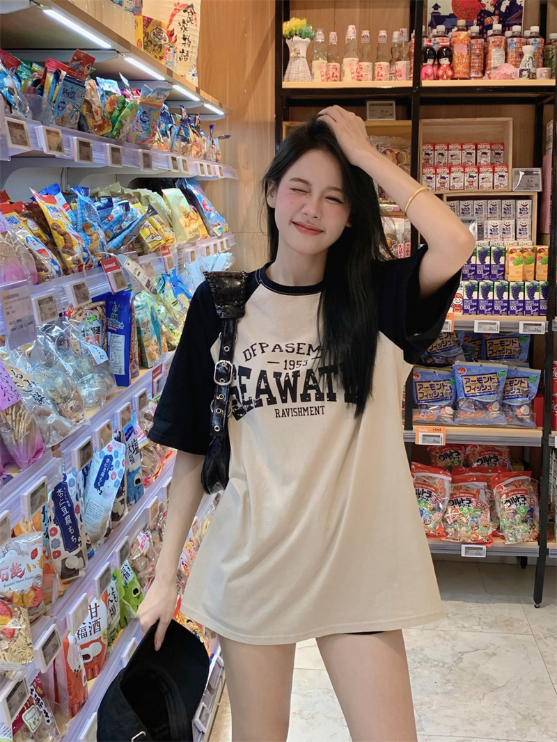 Real shot American retro contrast color short-sleeved T-shirt women's summer new loose round neck mid-length bottoming top
