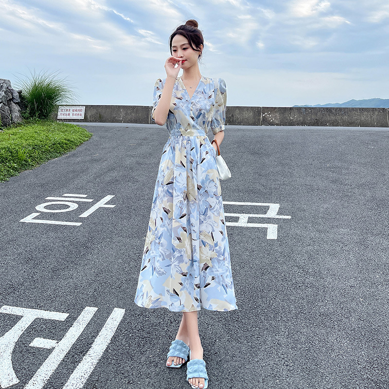 收腰碎花法式新款雪紡復古夏季女中長小個子V領休閒短袖港風設計