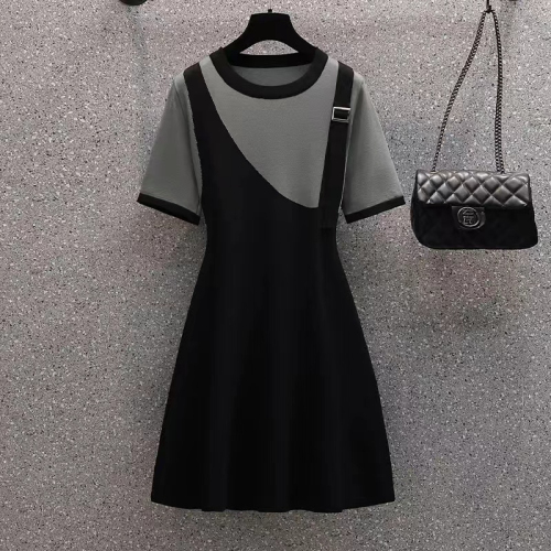 2024 Summer Dress New Niche Design Stitching Contrast Color Fake Two-piece Flesh-covering and Slimming Skirt