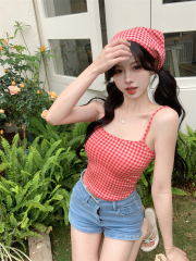 Real shot~Picnic waffles, fresh and pastoral pure girl, sweet and cute, slim and elastic suspender belt