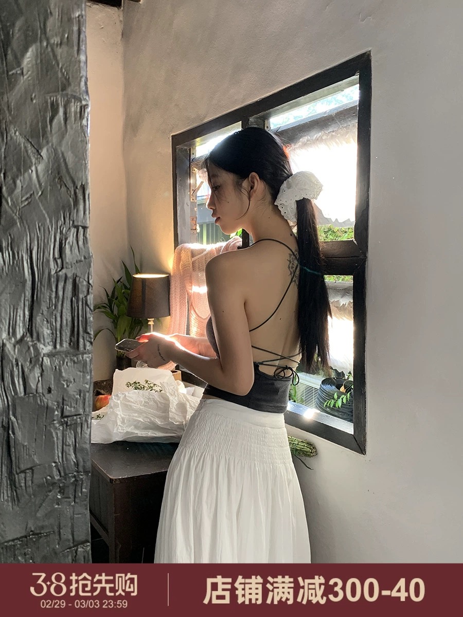紅人館掛脖吊帶背心女2024新款夏季內搭打底無袖美式甜辣小上衣女