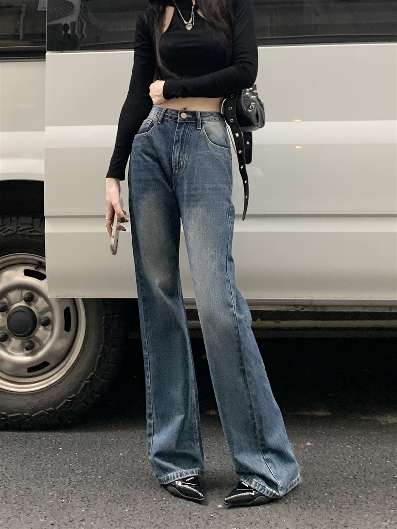 Real shot of sweet and spicy high street loose and versatile casual women's trousers commuting high street flared jeans trendy