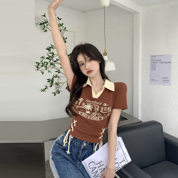 純欲辣妹美式polo領短袖t恤女設計感百搭顯瘦遮肚綁帶短款上衣ins
