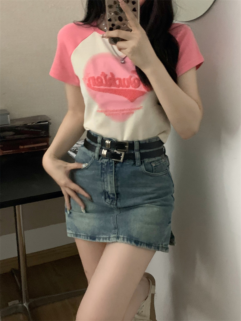 Actual shot of versatile and trendy color-blocked short-sleeved T-shirts for women.