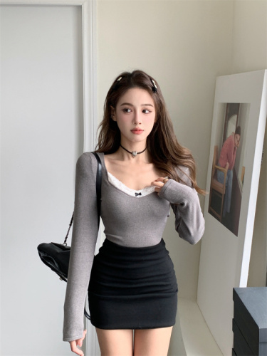 Real shot of lace splicing bottoming T-shirt for women in autumn and winter, Korean version, plus velvet, thickened brushed inner long-sleeved top