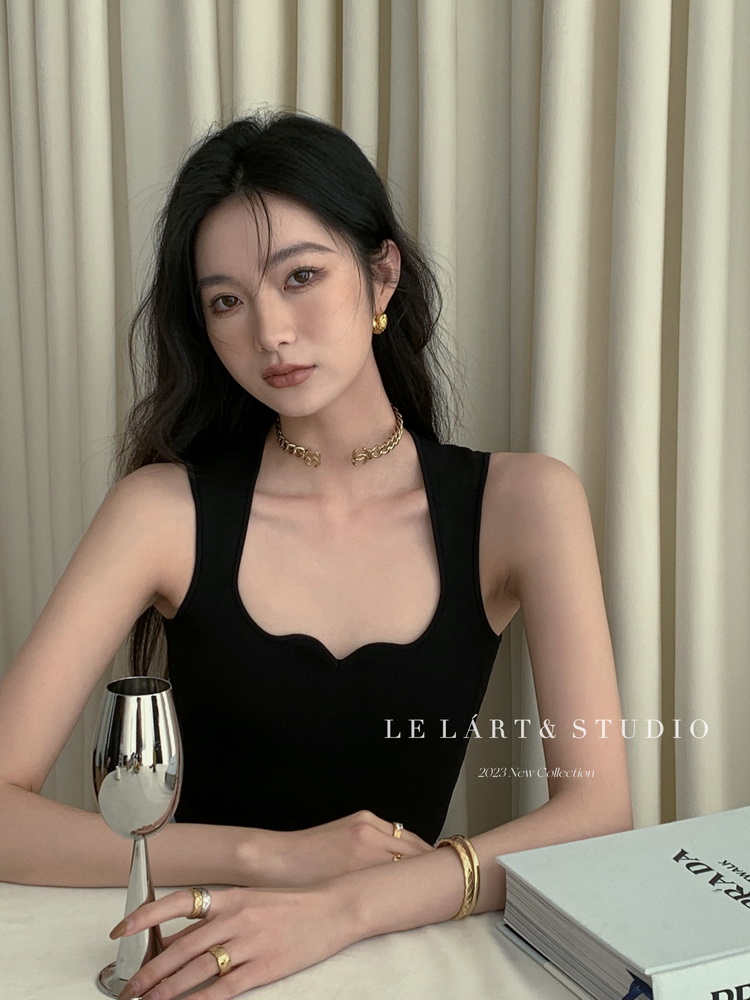 LELART甜辣純色百搭修身波浪領寬邊吊帶法式小背心外穿女短款內搭