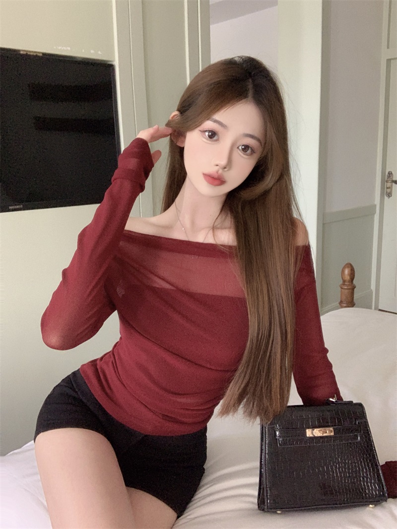 Actual shot of the new pure lust sexy slim fit front and back two-piece one-shoulder blouse + tube top inner two-piece set