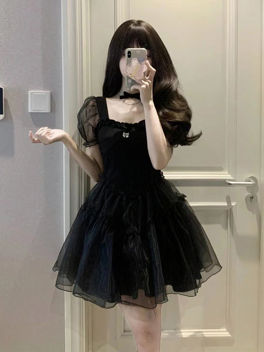 初戀小黑裙法式復古純欲風連衣裙女夏季小眾泡泡袖顯瘦