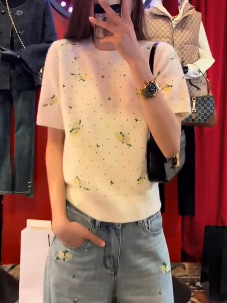 花朵刺繡短袖針織衫女夏季2024年新款寬鬆顯瘦圓領打底衫黑色上衣