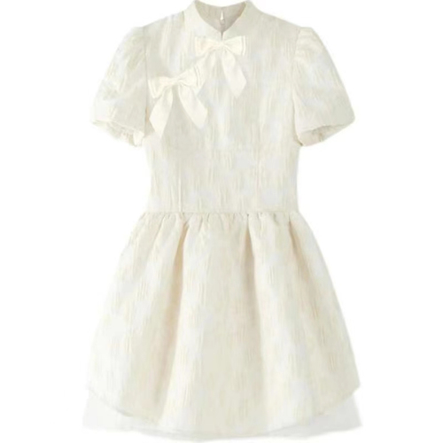 2024夏季新款盐甜系新中式白色连衣裙小众收腰在逃公主蓬蓬裙子女