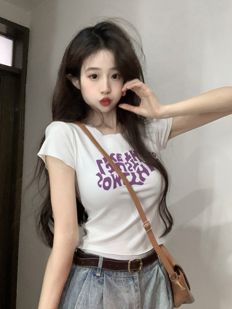 實拍~純欲風圓領波邊修身顯瘦短袖印花T恤女短上衣
