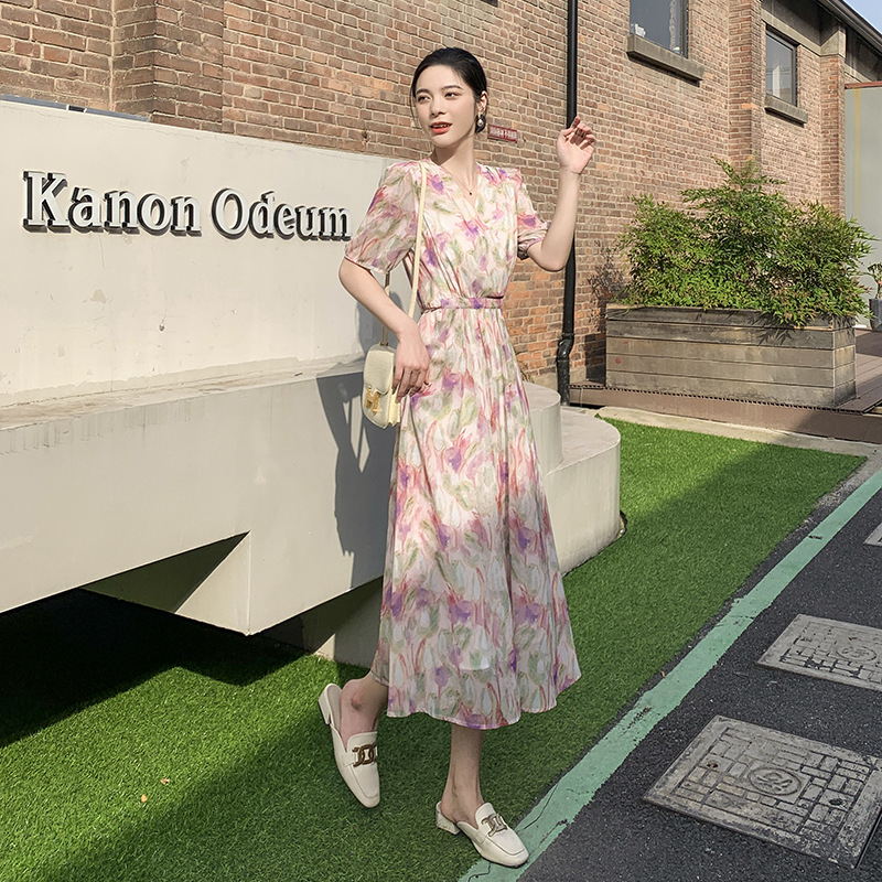 辣妹2024顯瘦修身中長款寬鬆女士休閒連衣裙顯白韓版性感顯高歐美