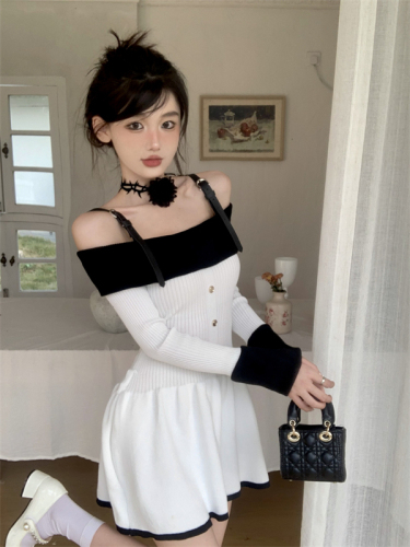 Real shot of one-shoulder long-sleeved knitted suspender dress spring 2024 new style waist A-line skirt small fragrant style