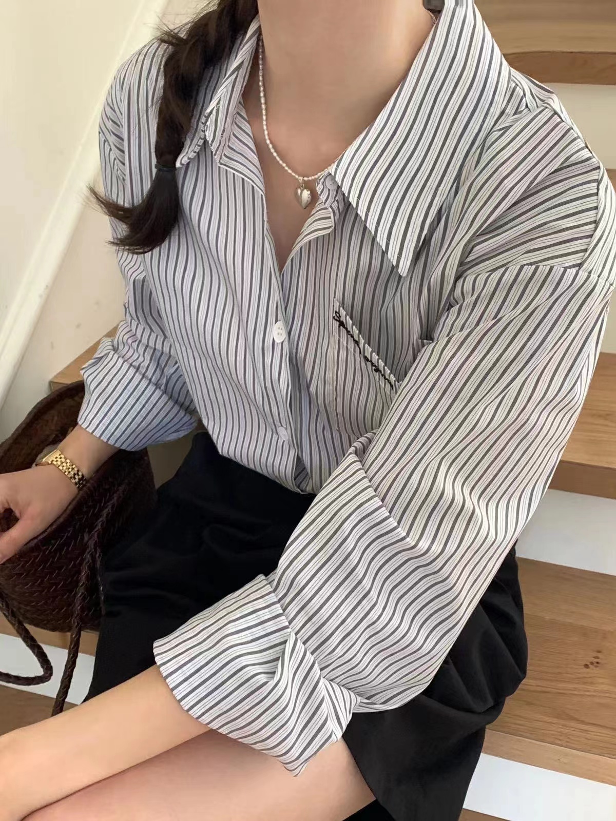 條紋襯衫女春秋季2024新款襯衣別致漂亮小衫上衣設計感小眾早秋裝