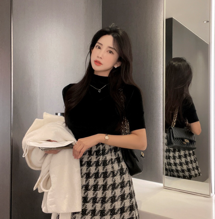 Comfortable and versatile T-shirt tops Velvet versatile T half turtleneck mid-sleeve Korean style bottoming shirt