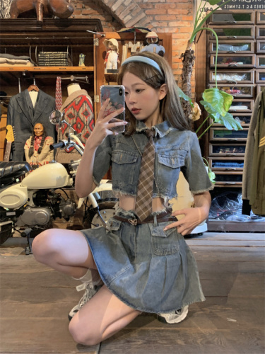 Real shot of hot girl style denim suit for women 2024 new style vest and denim skirt two-piece set