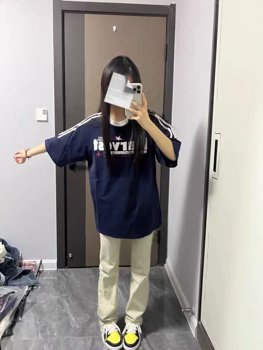 純棉200克21支精梳精密直播品質前 印花三條槓落肩短袖t恤女