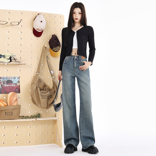 Actual shot of wide-leg jeans for women spring 2024 early spring new style light-colored loose high-waisted straight pants spring and summer