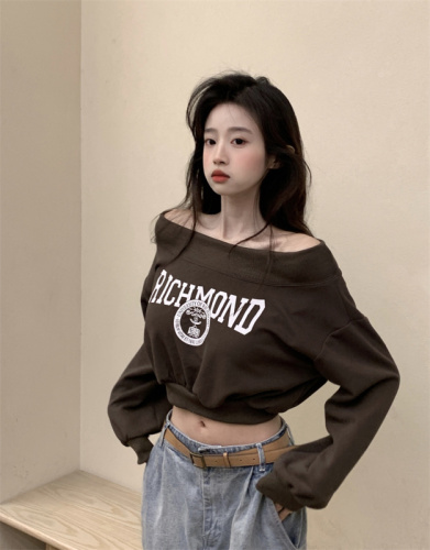 Real shot 2024 American ins casual short top loose one-line collar off-shoulder pullover sweatshirt for women trendy