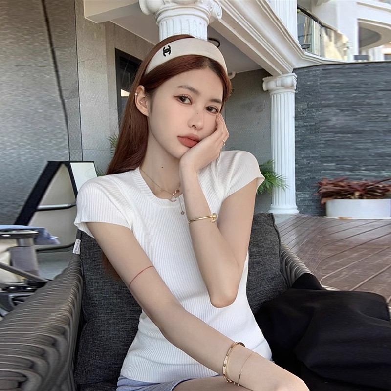辣妹時尚純欲風針織短袖t恤女ins夏季坑條設計感修身顯瘦圓領上衣