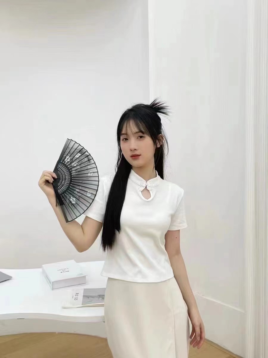 新中式國風短袖T恤女2024夏季新款修身短款設計感正肩純棉上衣潮