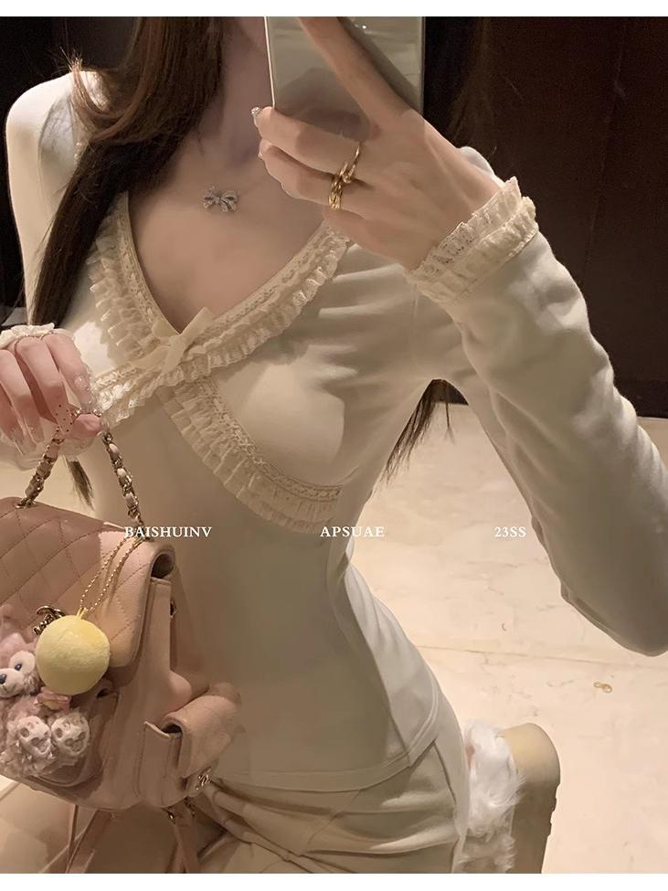 已出貨 法式純欲辣妹蕾絲花邊長袖v領T恤女修身顯瘦短款上衣服