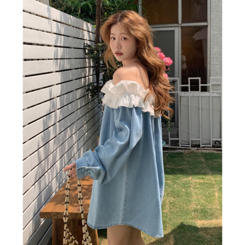 Real shot, elegant Korean version, contrasting color, one shoulder, washed denim shirt