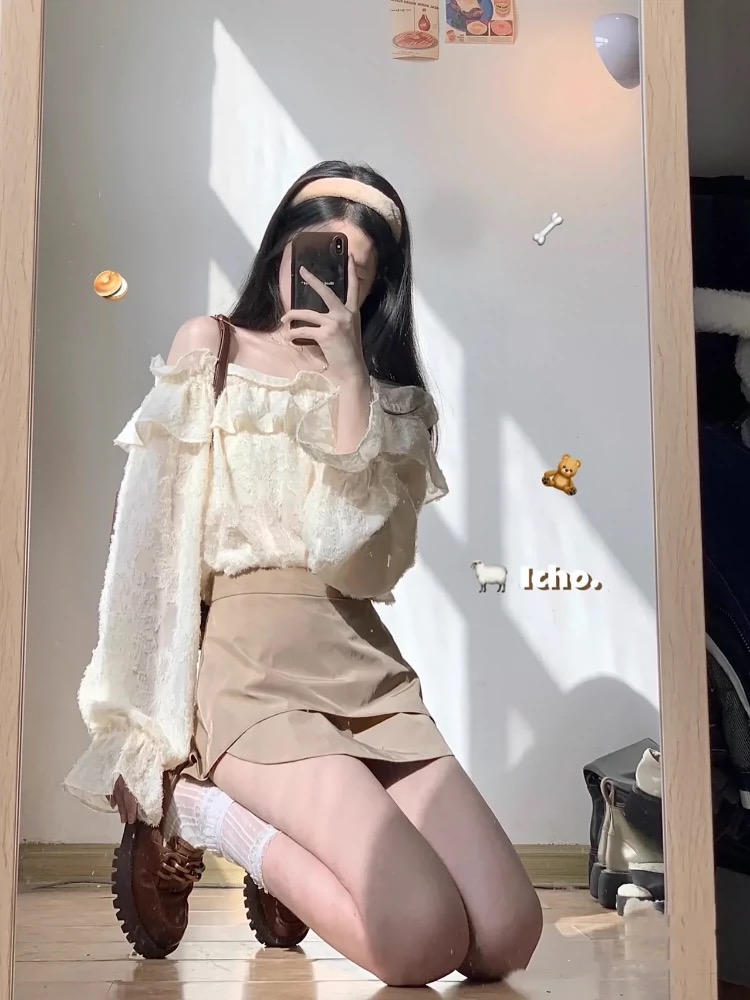 秋季小個子茶系穿搭杏色荷葉邊一字領上衣半身裙純欲風兩件套裝