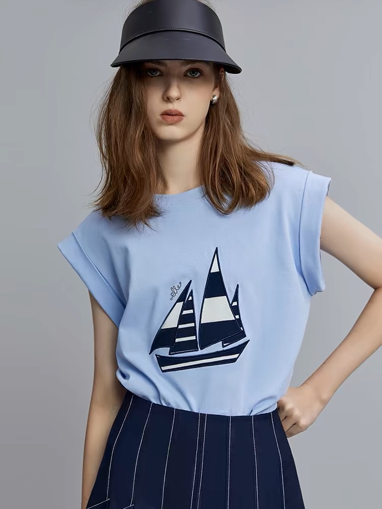 Fashionable and Chic Commuting Style T-shirt for Women 2024 Summer New Loose Slim Simple Sailing Print Niche Top