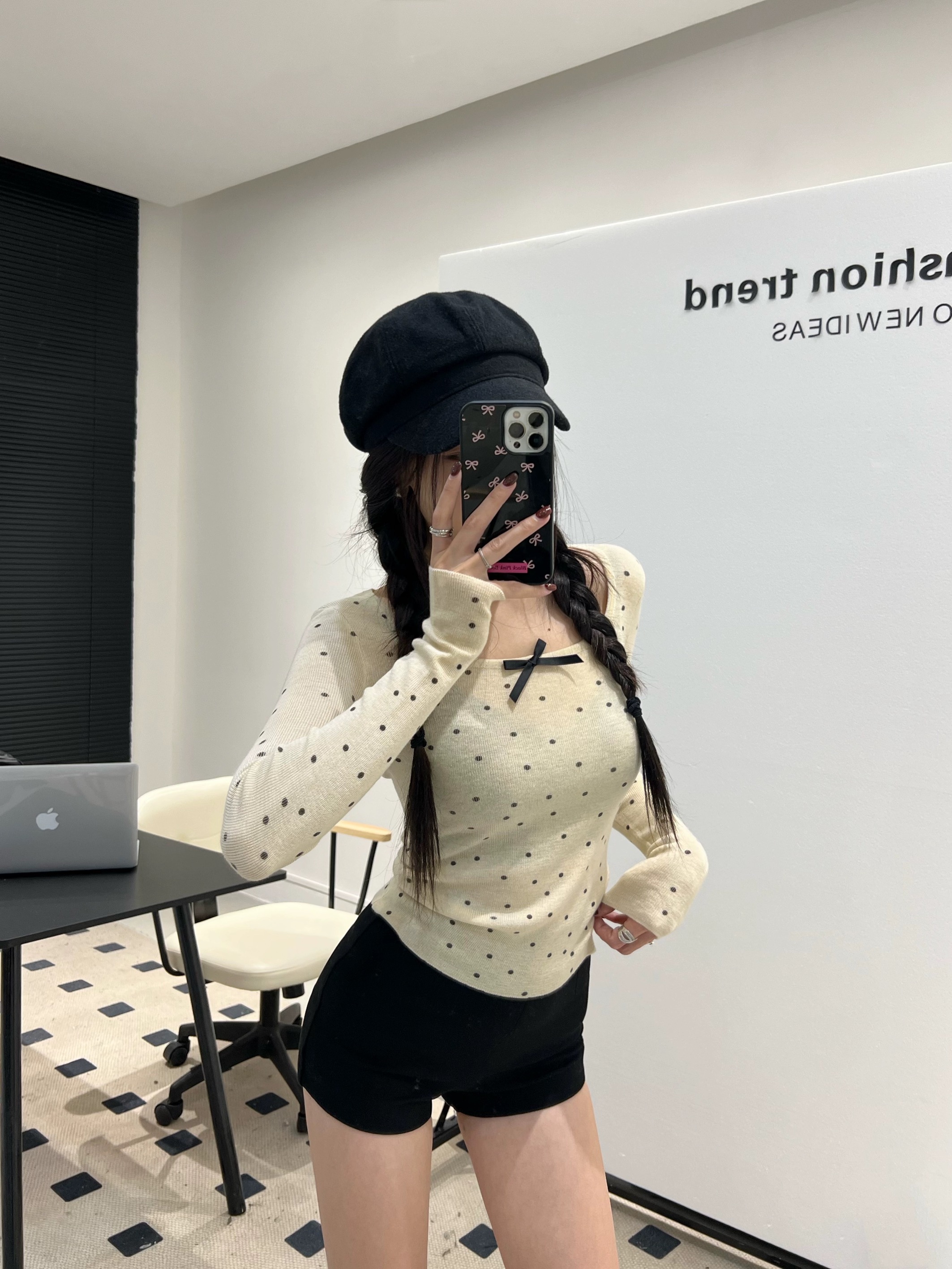 Beautiful girl's square neck slim fit polka dot short style with small bow decoration hot girl's knitted sweater for little people all-match bottoming shirt