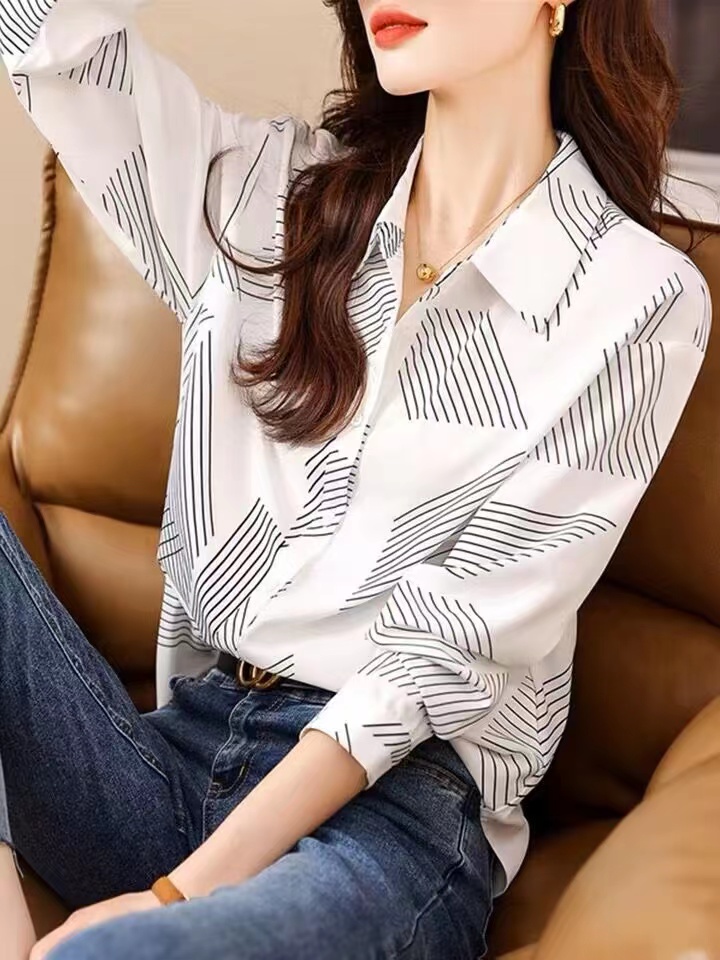 2024春裝新品幾何條紋印花百搭通勤簡約長袖女上衣女式襯衫