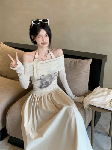 Real shot of pure milky sweet temperament skirt Korean style spring style French niche design halter neck two-piece dress