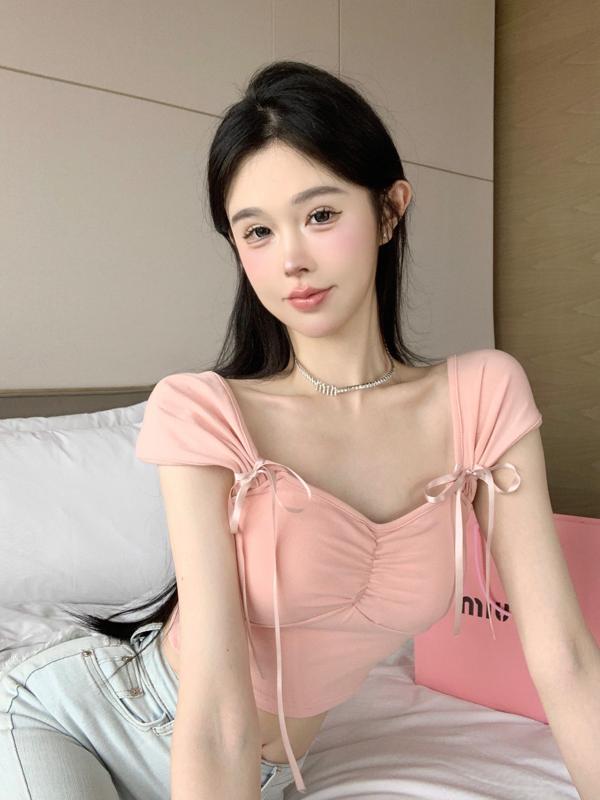 純欲別致甜辣妹氣質性感短款上衣設計感小眾獨特方領修身背心女夏