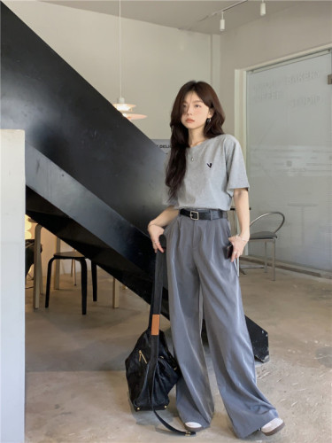 ~Real shot INS simple solid color love embroidered short-sleeved T-shirt + high-waisted drape suit pants