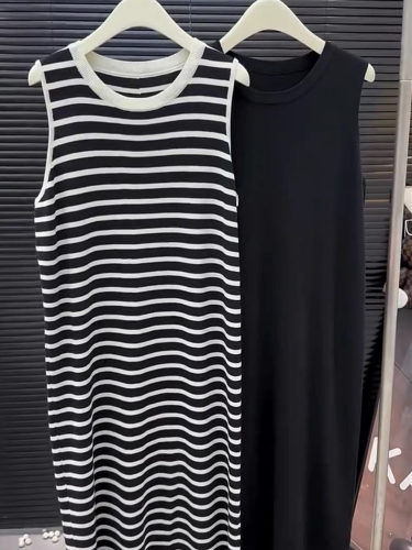 Temperament Everyday Versatile Slim Striped Vest Dress 2024 New Casual Design Ins Sleeveless Long Skirt