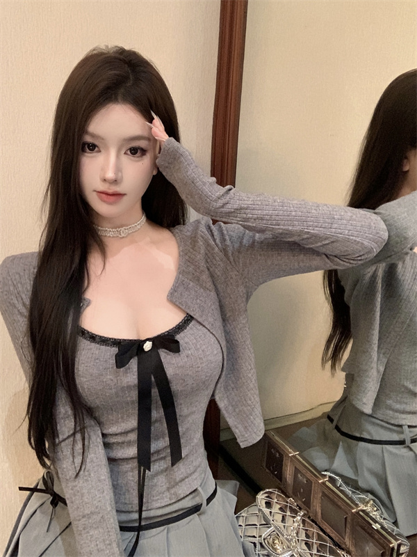 Real shot ~ gray gray bow strap cardigan + pleated skirt two-piece set